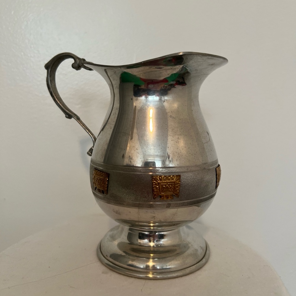 6” Pewter FEMA Pitcher With Handle Bolivia  97% Estano Metallic Silver Tone